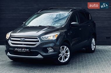 Внедорожник / Кроссовер Ford Escape 2016 в Николаеве