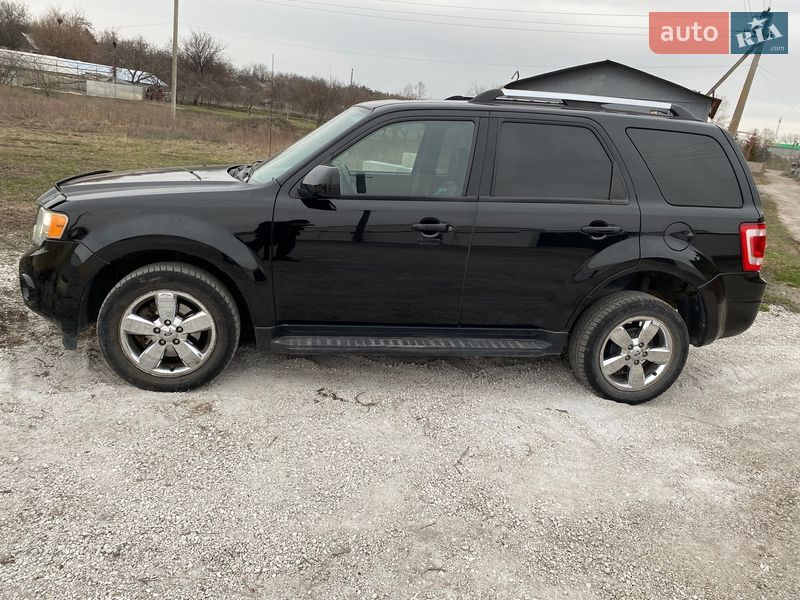 Позашляховик / Кросовер Ford Escape 2010 в Кам'янському