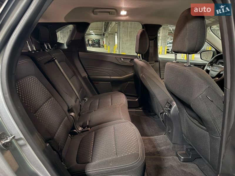Позашляховик / Кросовер Ford Escape 2023 в Тернополі
