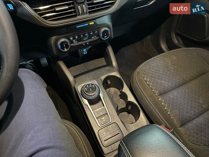 Позашляховик / Кросовер Ford Escape 2023 в Тернополі