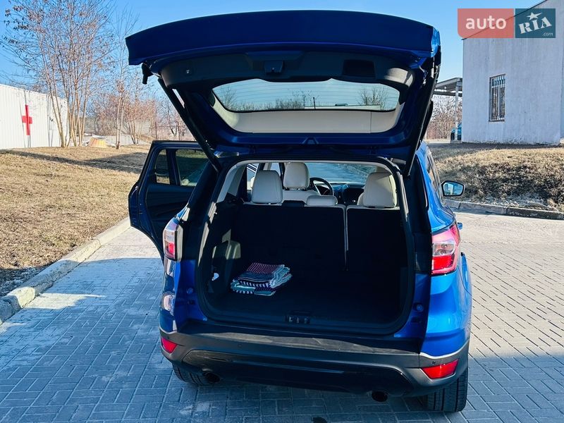 Позашляховик / Кросовер Ford Escape 2018 в Сумах