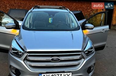 Внедорожник / Кроссовер Ford Escape 2018 в Полтаве