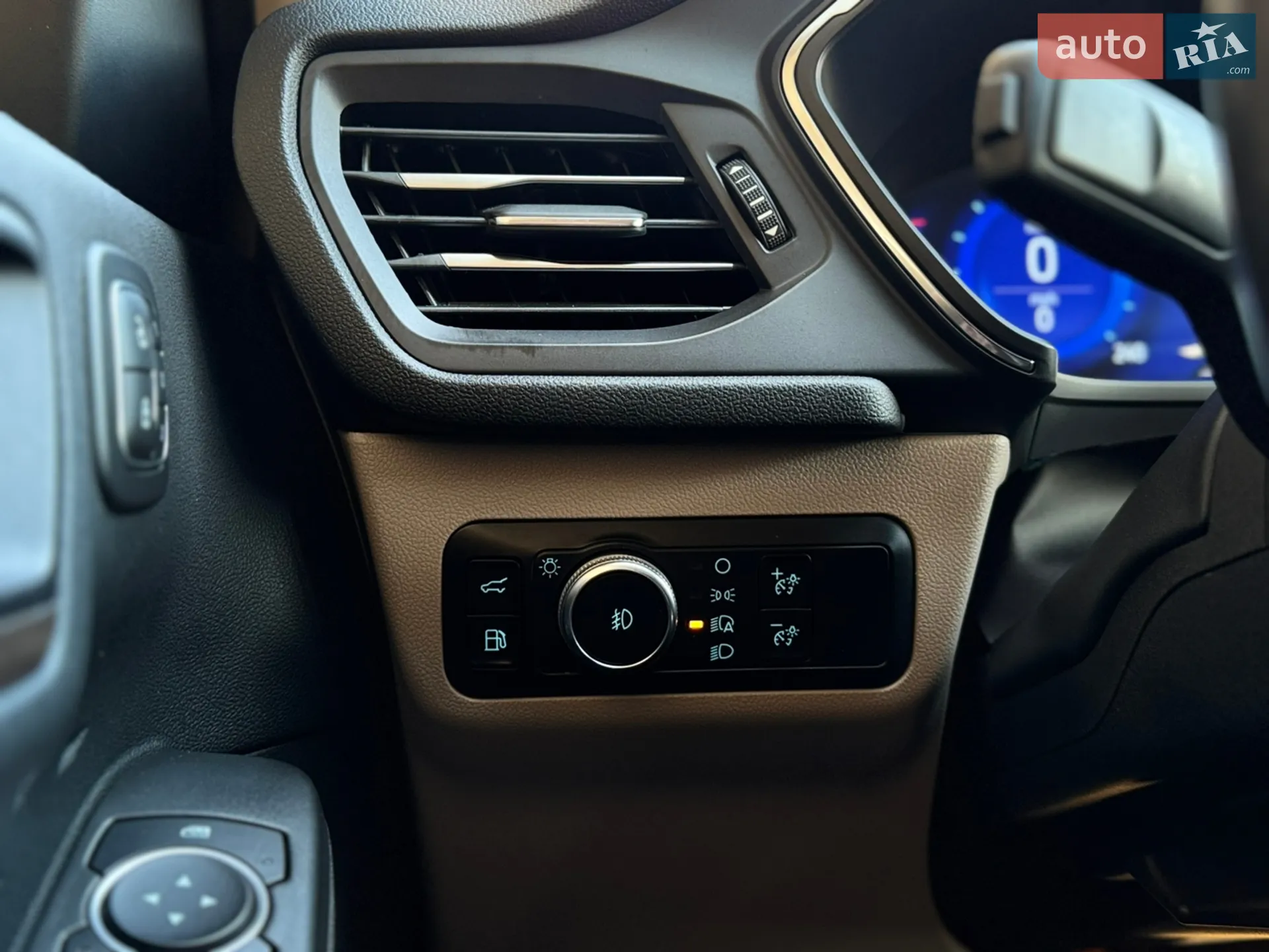 2020 Ford Escape - мініатюра 11
