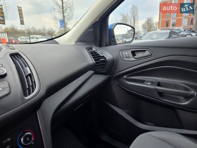 Внедорожник / Кроссовер Ford Escape 2017 в Львове фото 18 Внедорожник / Кроссовер Ford Escape 2017 в Львове