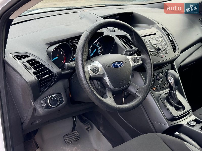 Внедорожник / Кроссовер Ford Escape 2015 в Виннице