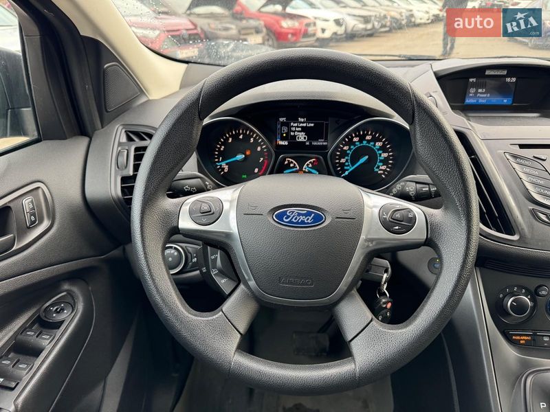 Внедорожник / Кроссовер Ford Escape 2015 в Виннице