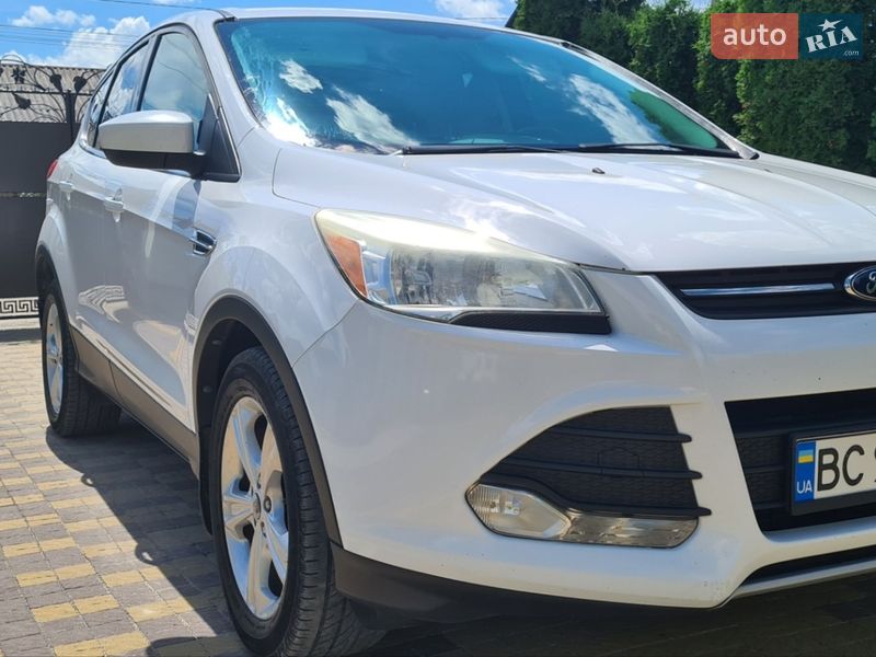 Позашляховик / Кросовер Ford Escape 2014 в Радехові