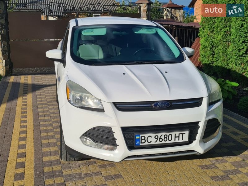 Позашляховик / Кросовер Ford Escape 2014 в Радехові