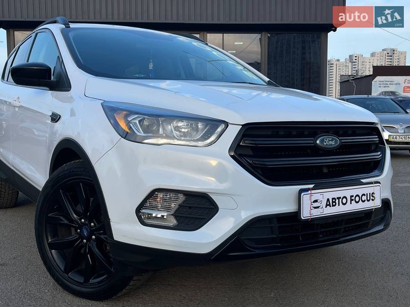 Внедорожник / Кроссовер Ford Escape 2018 в Киеве фото 2 Внедорожник / Кроссовер Ford Escape 2018 в Киеве