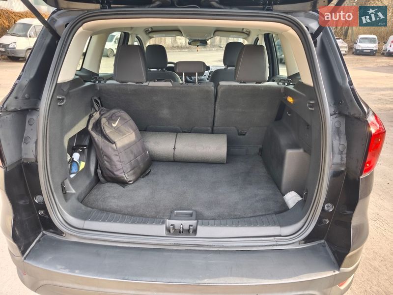 Внедорожник / Кроссовер Ford Escape 2019 в Киеве фото 26 Внедорожник / Кроссовер Ford Escape 2019 в Киеве