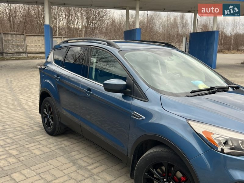 Внедорожник / Кроссовер Ford Escape 2018 в Малине фото 11 Внедорожник / Кроссовер Ford Escape 2018 в Малине