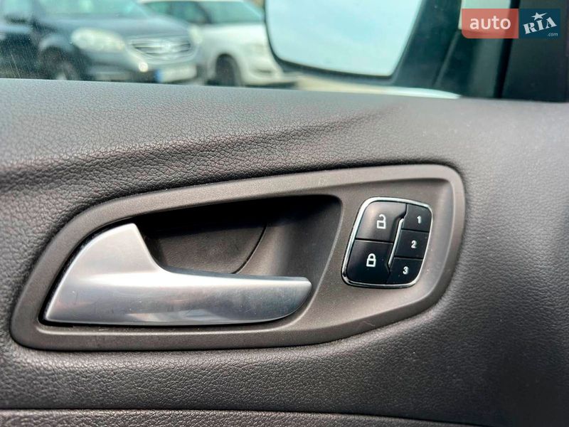 Внедорожник / Кроссовер Ford Escape 2014 в Львове фото 16 Внедорожник / Кроссовер Ford Escape 2014 в Львове