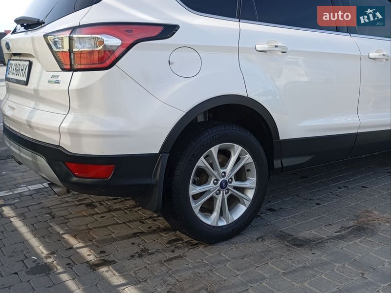 Внедорожник / Кроссовер Ford Escape 2017 в Каменец-Подольском фото 8 Внедорожник / Кроссовер Ford Escape 2017 в Каменец-Подольском