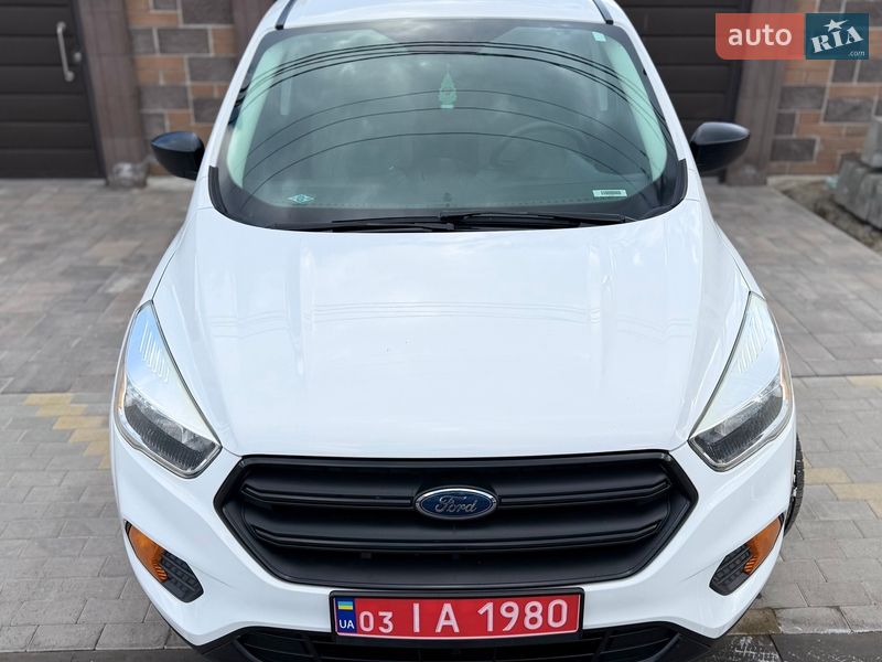 Внедорожник / Кроссовер Ford Escape 2017 в Киеве фото 4 Внедорожник / Кроссовер Ford Escape 2017 в Киеве