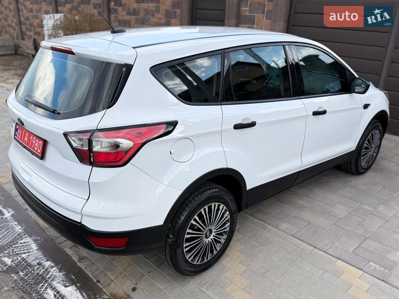 Внедорожник / Кроссовер Ford Escape 2017 в Киеве фото 12 Внедорожник / Кроссовер Ford Escape 2017 в Киеве