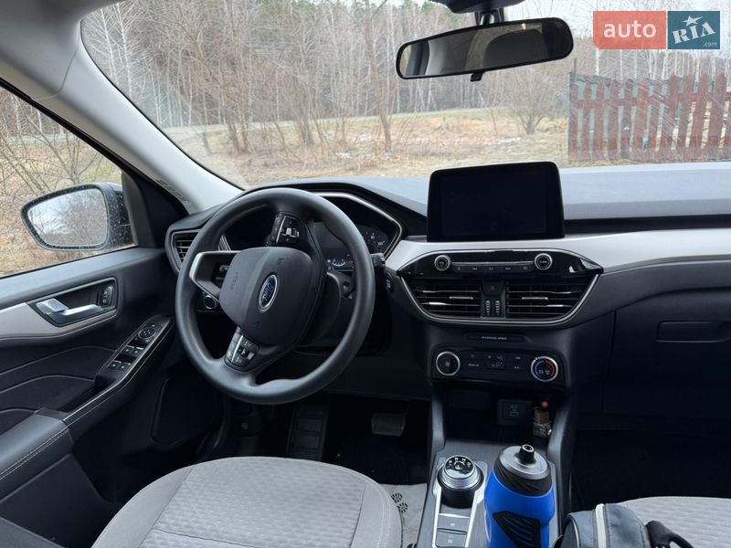 Внедорожник / Кроссовер Ford Escape 2021 в Чернигове