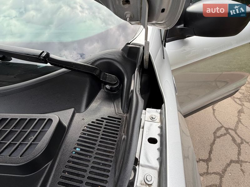 Внедорожник / Кроссовер Ford Escape 2014 в Киеве