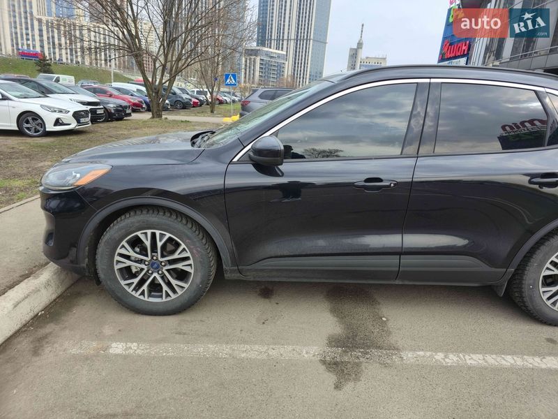 Внедорожник / Кроссовер Ford Escape 2020 в Киеве фото 6 Внедорожник / Кроссовер Ford Escape 2020 в Киеве