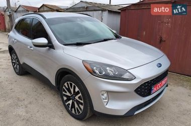 Внедорожник / Кроссовер Ford Escape 2019 в Львове