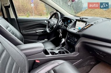 Внедорожник / Кроссовер Ford Escape 2018 в Львове