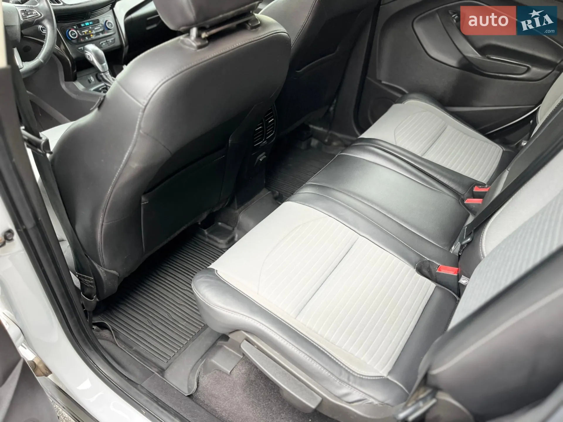 2019 Ford Escape - мініатюра 17