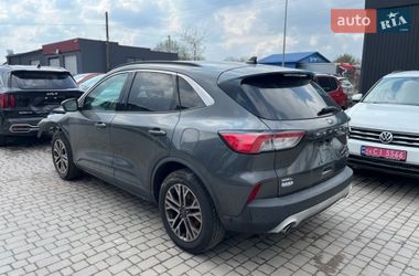 Внедорожник / Кроссовер Ford Escape 2019 в Львове