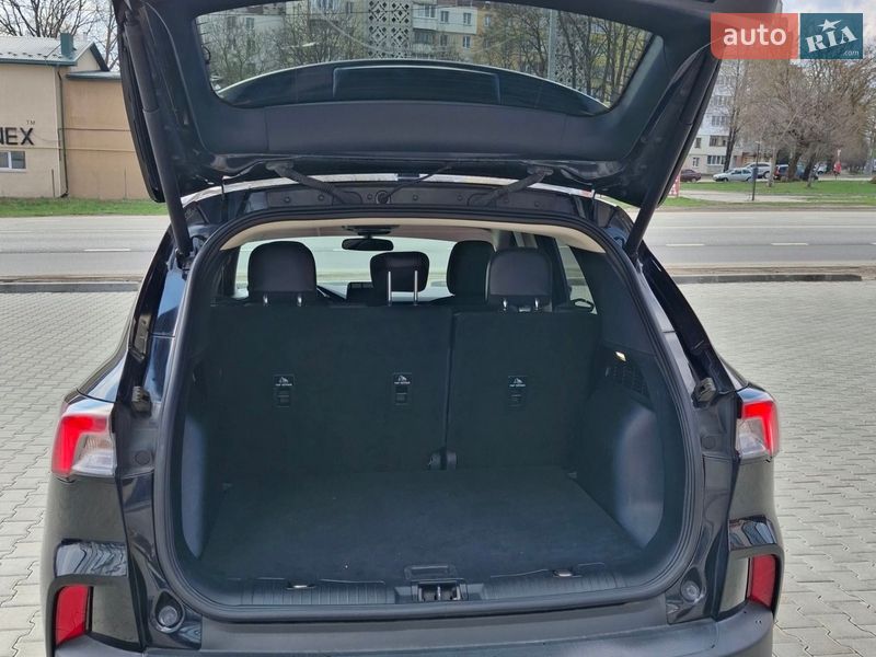 Внедорожник / Кроссовер Ford Escape 2020 в Тернополе фото 2 Внедорожник / Кроссовер Ford Escape 2020 в Тернополе