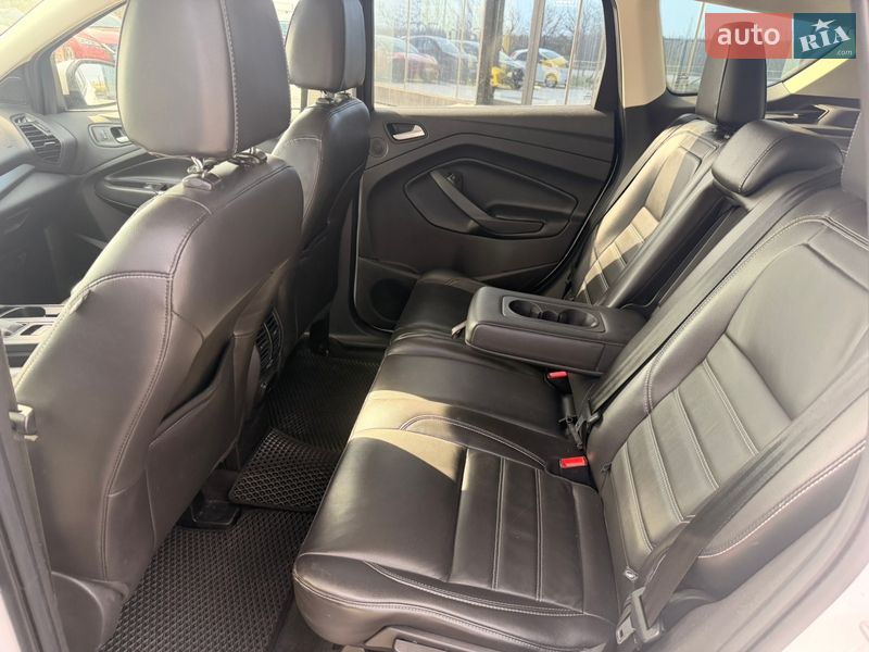 Внедорожник / Кроссовер Ford Escape 2017 в Тернополе