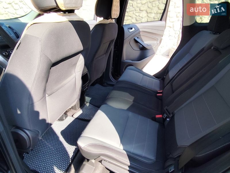 Внедорожник / Кроссовер Ford Escape 2015 в Великой Березовице