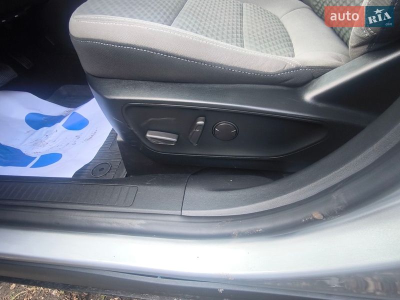 Внедорожник / Кроссовер Ford Escape 2022 в Сумах