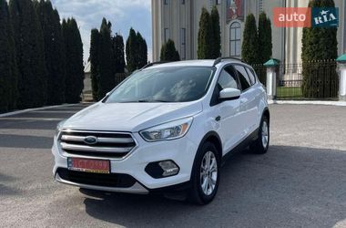 Внедорожник / Кроссовер Ford Escape 2017 в Дубно