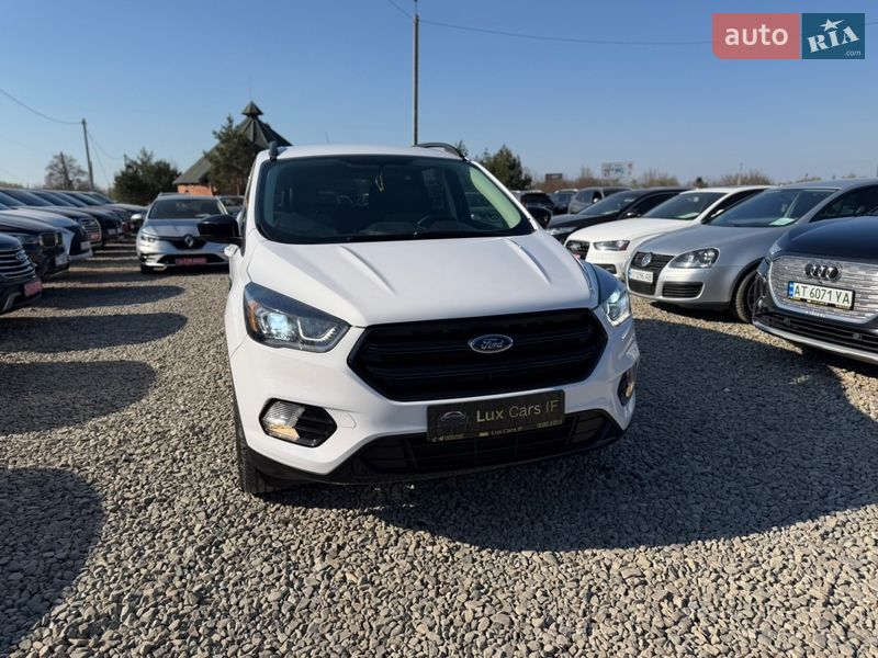 Позашляховик / Кросовер Ford Escape 2019 в Івано-Франківську