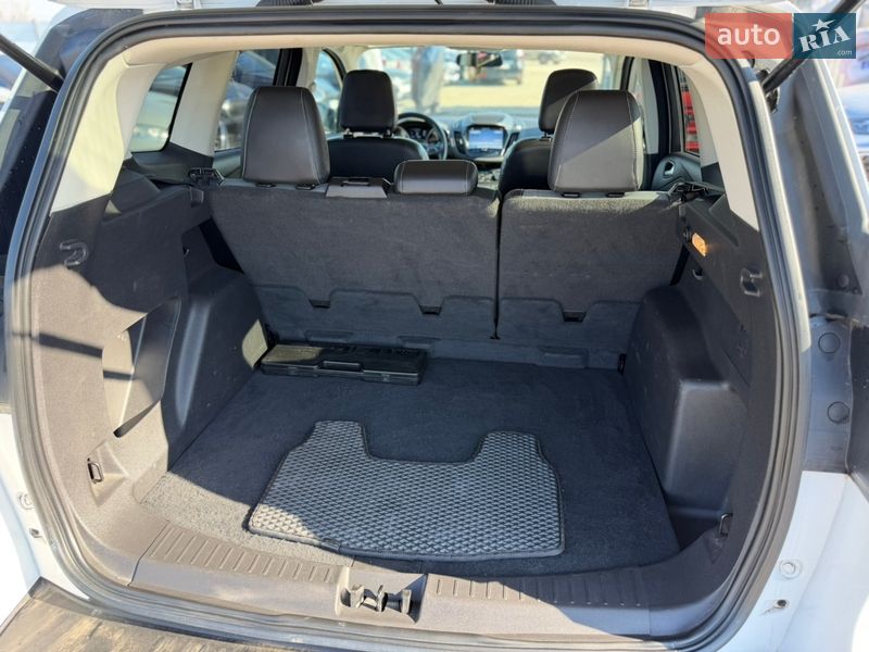 Позашляховик / Кросовер Ford Escape 2019 в Івано-Франківську