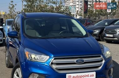 Позашляховик / Кросовер Ford Escape 2018 в Білогородці