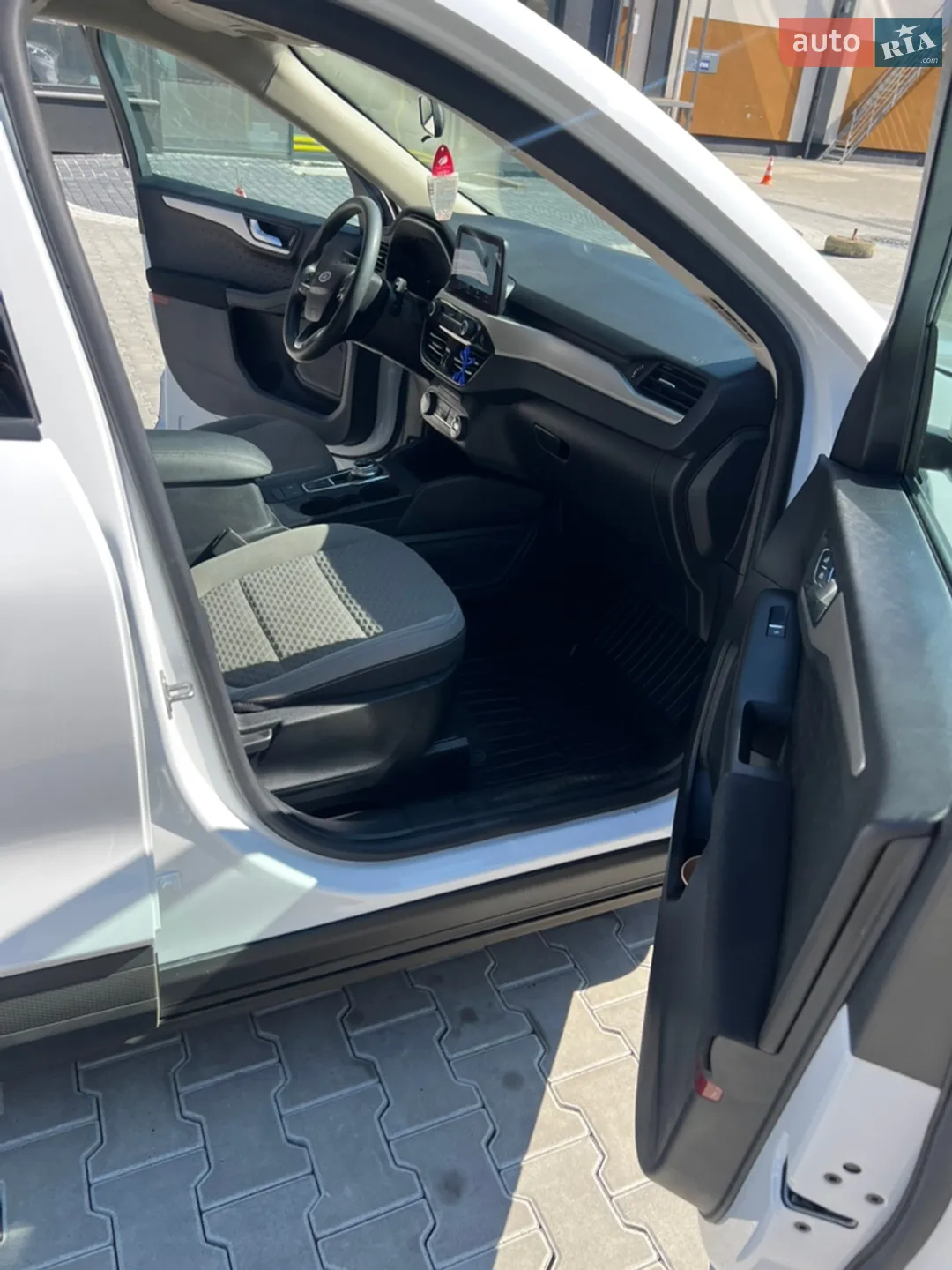 2020 Ford Escape - мініатюра 25