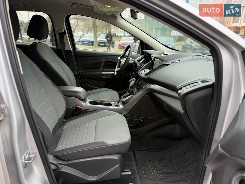 Внедорожник / Кроссовер Ford Escape 2016 в Киеве фото 10 Внедорожник / Кроссовер Ford Escape 2016 в Киеве