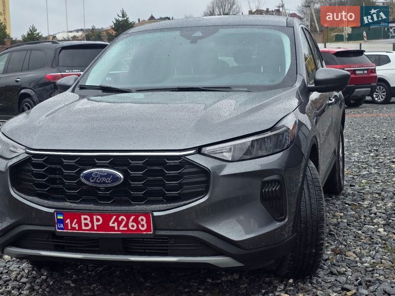 Позашляховик / Кросовер Ford Escape 2023 в Львові