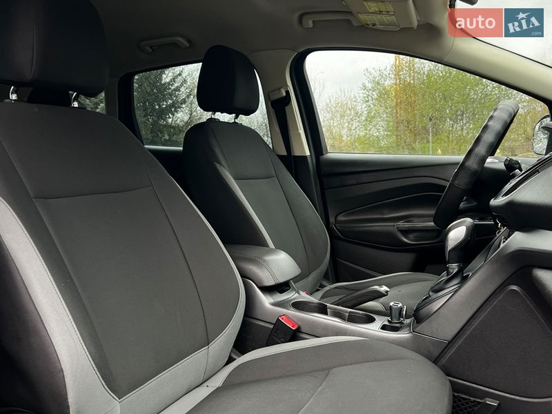Внедорожник / Кроссовер Ford Escape 2015 в Львове