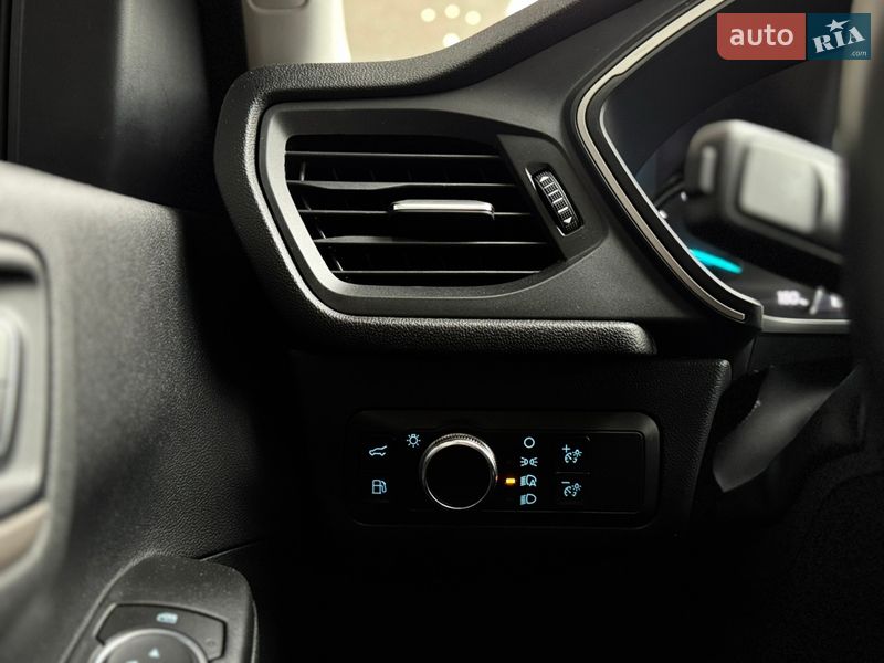 Внедорожник / Кроссовер Ford Escape 2022 в Киеве