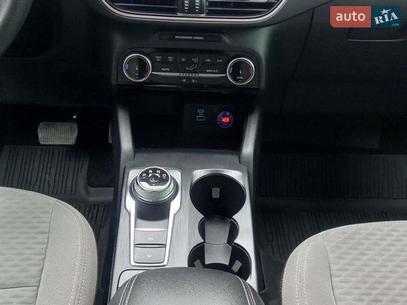 Позашляховик / Кросовер Ford Escape 2022 в Львові