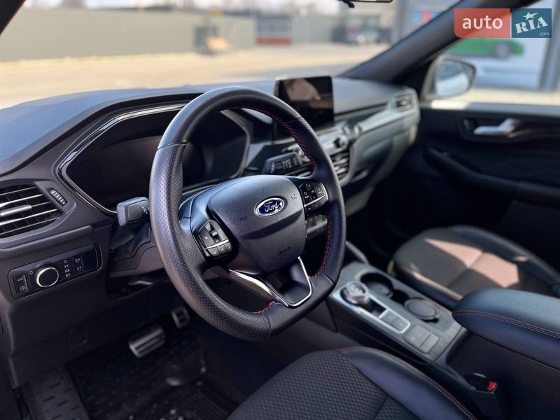 Внедорожник / Кроссовер Ford Escape 2023 в Черкассах