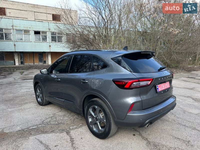 Внедорожник / Кроссовер Ford Escape 2023 в Запорожье