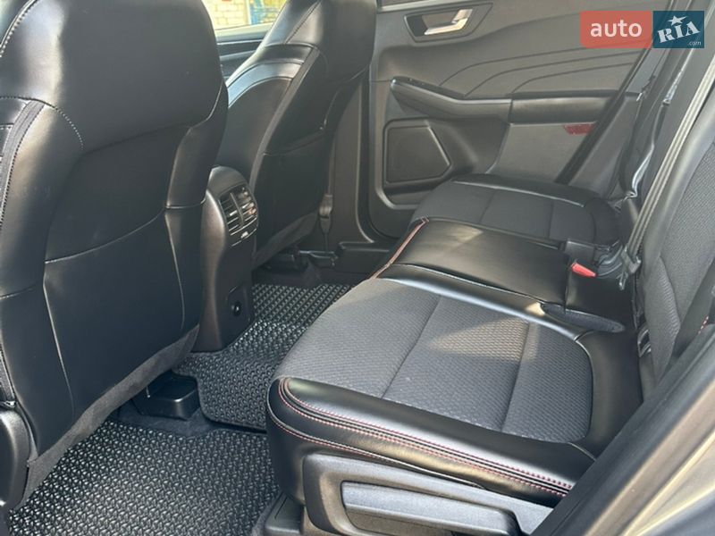 Внедорожник / Кроссовер Ford Escape 2023 в Запорожье