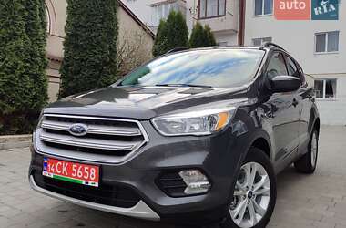 Позашляховик / Кросовер Ford Escape 2018 в Дубні