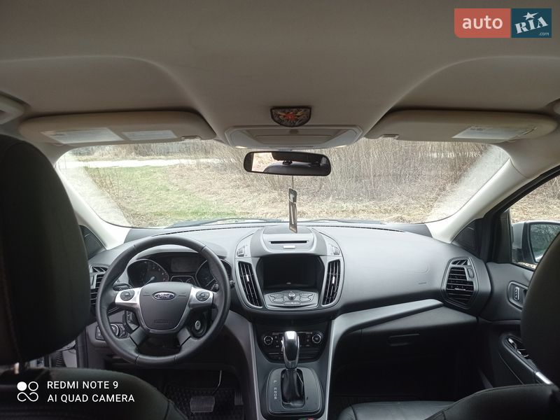 Внедорожник / Кроссовер Ford Escape 2015 в Дрогобыче