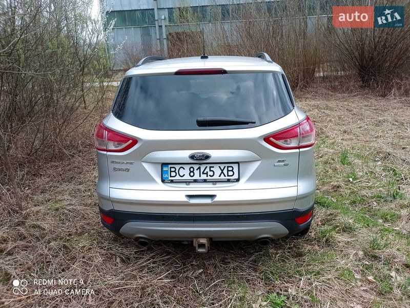 Внедорожник / Кроссовер Ford Escape 2015 в Дрогобыче