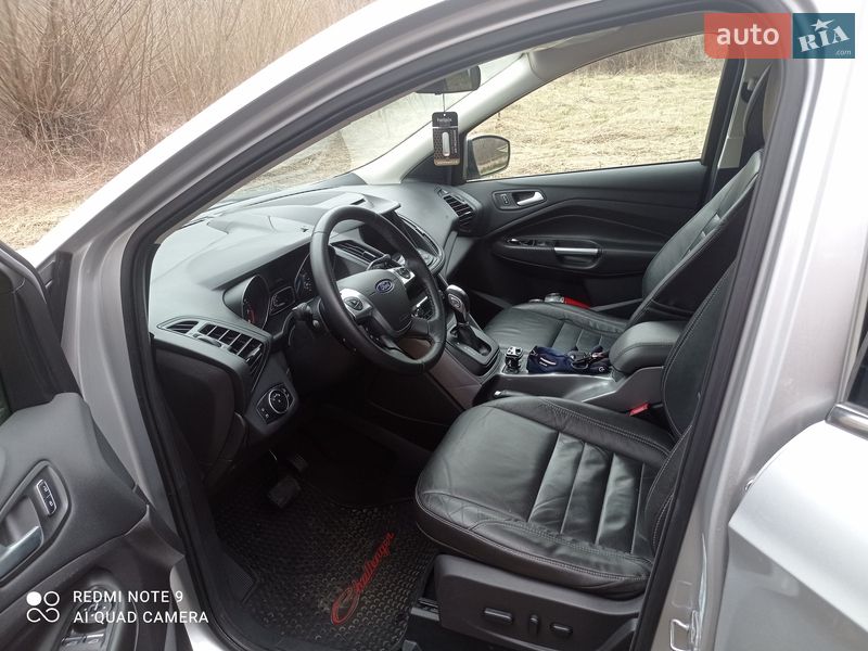 Внедорожник / Кроссовер Ford Escape 2015 в Дрогобыче