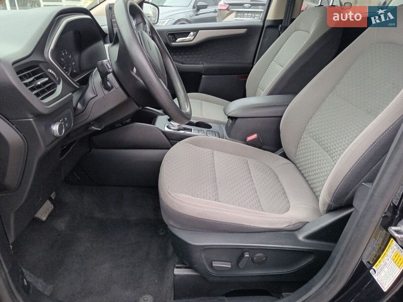 Внедорожник / Кроссовер Ford Escape 2020 в Львове