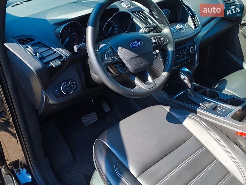 Позашляховик / Кросовер Ford Escape 2019 в Чернівцях фото 14 Позашляховик / Кросовер Ford Escape 2019 в Чернівцях