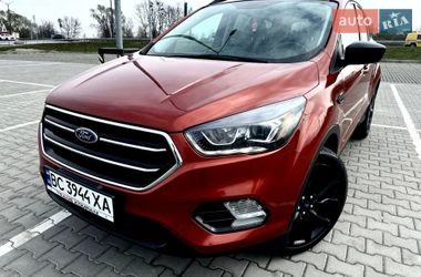 Позашляховик / Кросовер Ford Escape 2019 в Львові